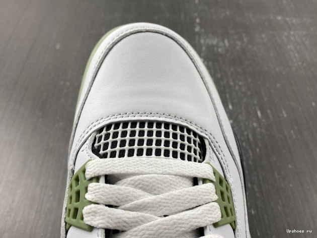 AQ9129-103 Seafoam Jordan Retro 4 0824